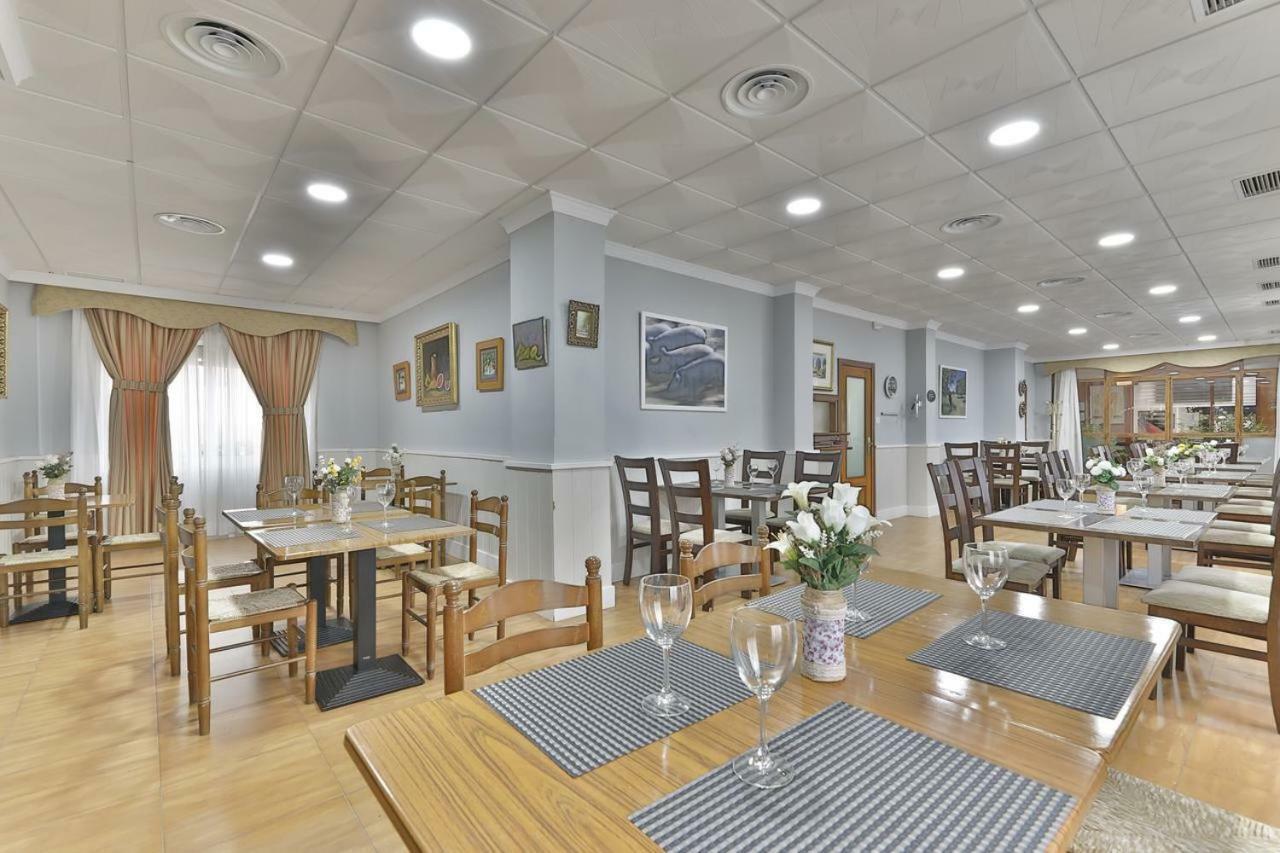 Hotel Restaurante Moya Monesterio Buitenkant foto
