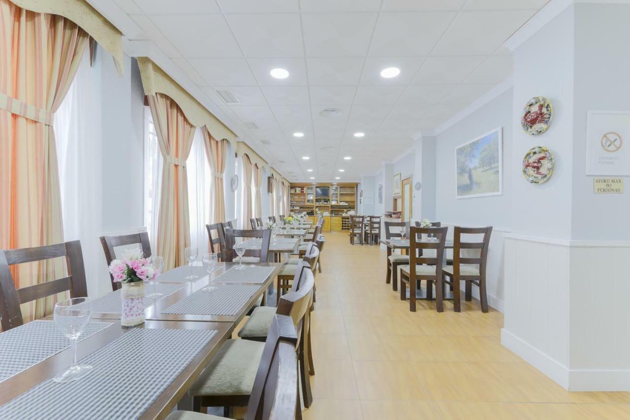 Hotel Restaurante Moya Monesterio Buitenkant foto